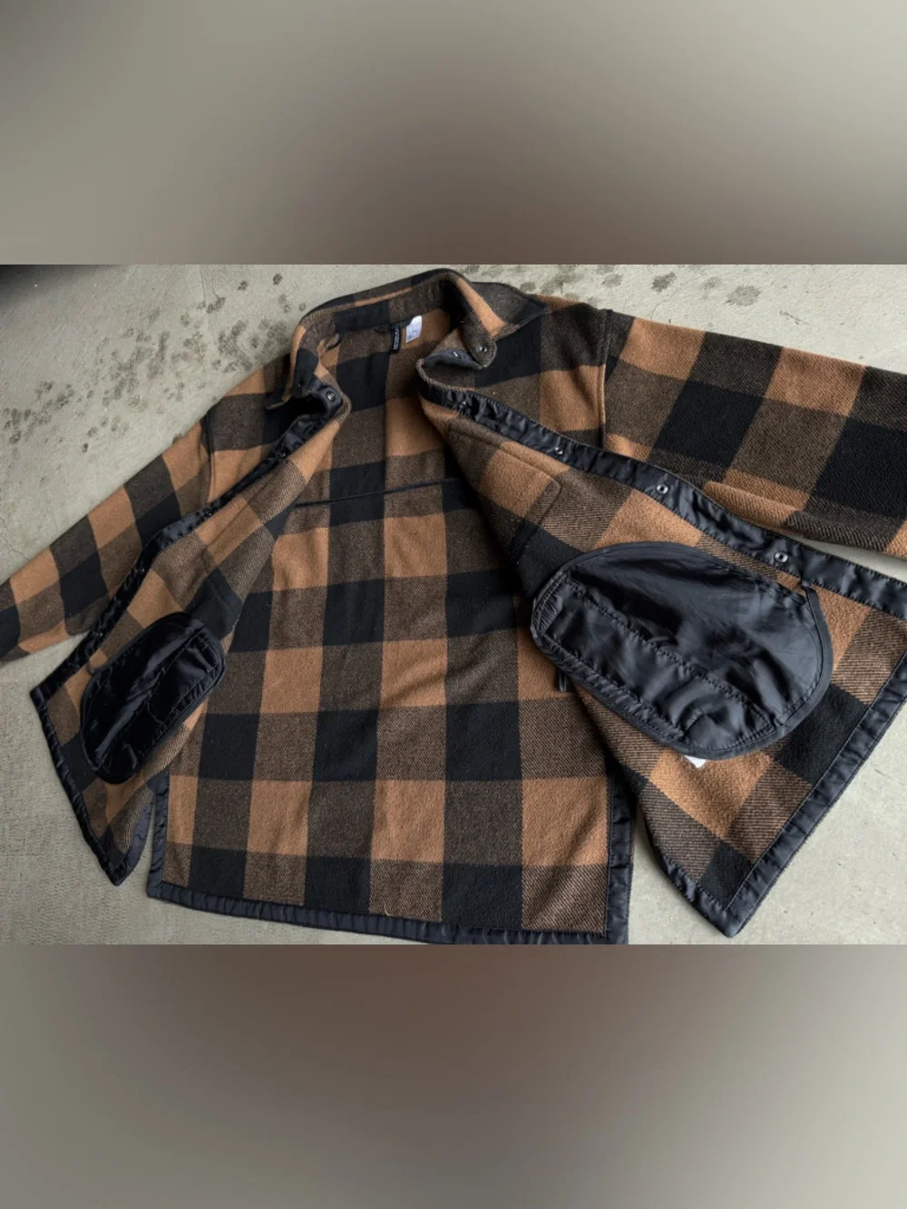 H&M / Oversized Buffalo Plaid Shacket Jacket / Brown Black - Picture 9 of 16